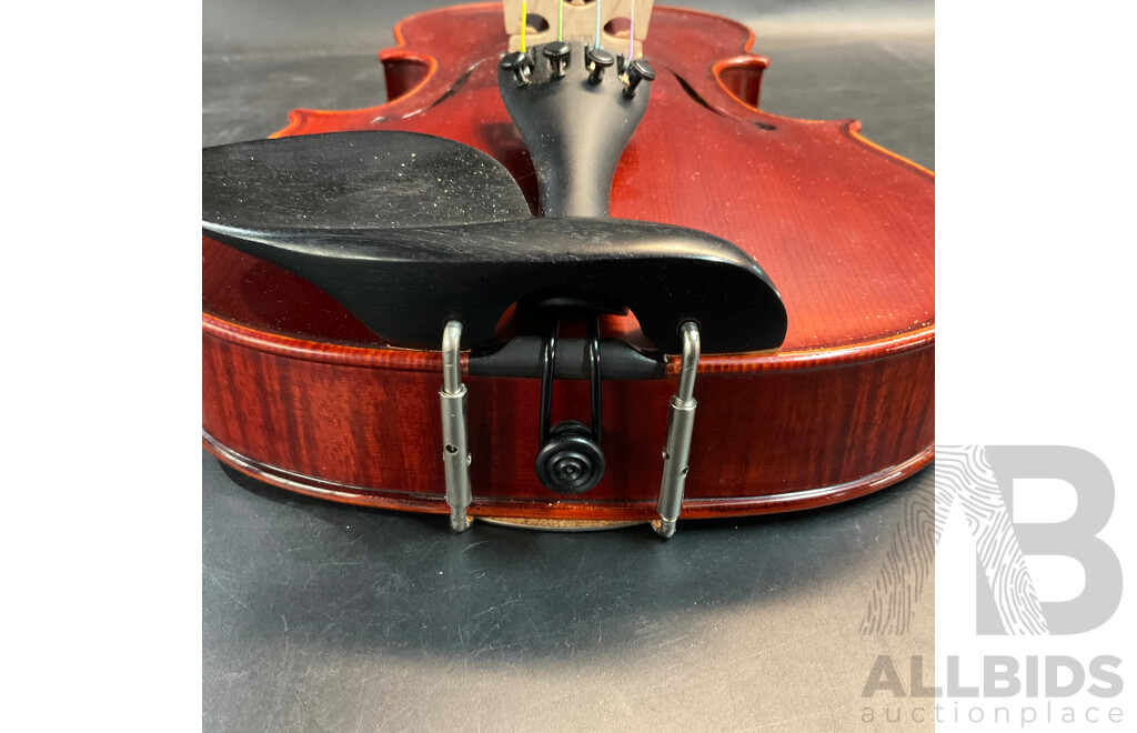 HOLZMANN Stringed Instruments Violin with Carry Case