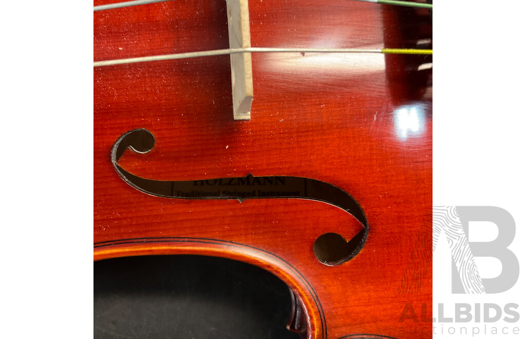HOLZMANN Stringed Instruments Violin with Carry Case