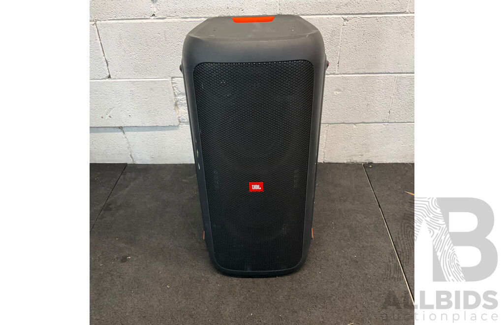 JBL Partybox 300 Speaker