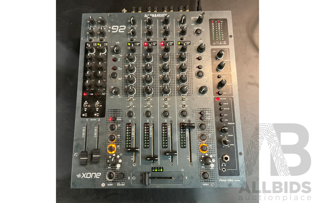 Allen & Heath Xone:92 Professional DJ Mixer