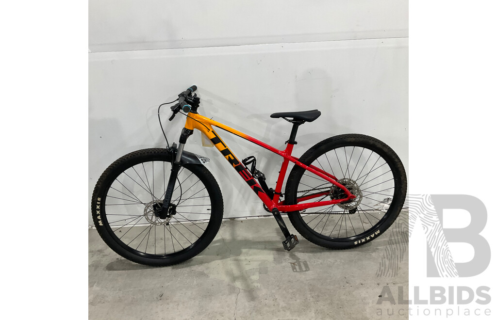 Trek Marlin 7 Bike - Size M