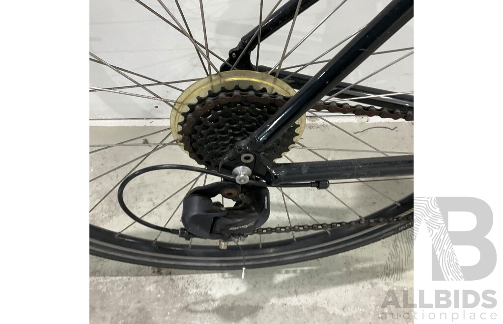 AVANTI Giro F1 Bike - Size M/57cm