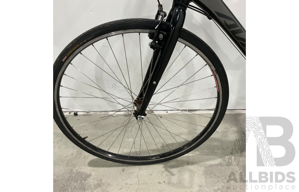 AVANTI Giro F1 Bike - Size M/57cm