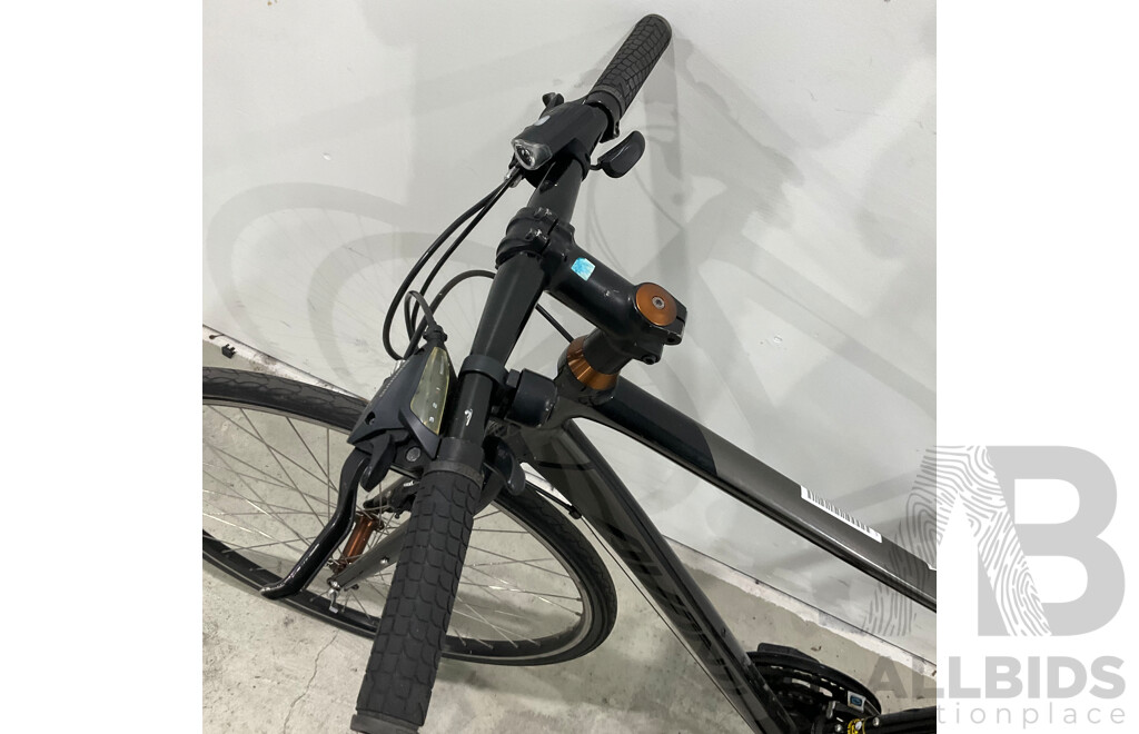 AVANTI Giro F1 Bike - Size M/57cm