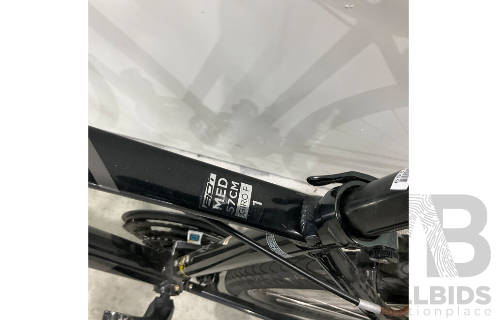 AVANTI Giro F1 Bike - Size M/57cm