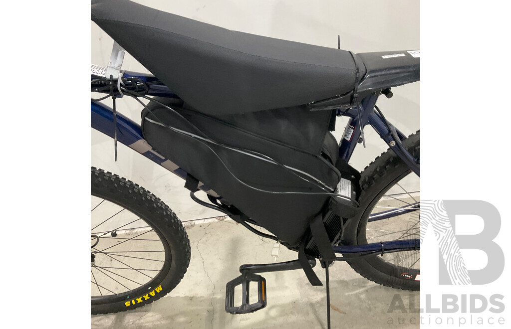 Fluid Nitro E-bike