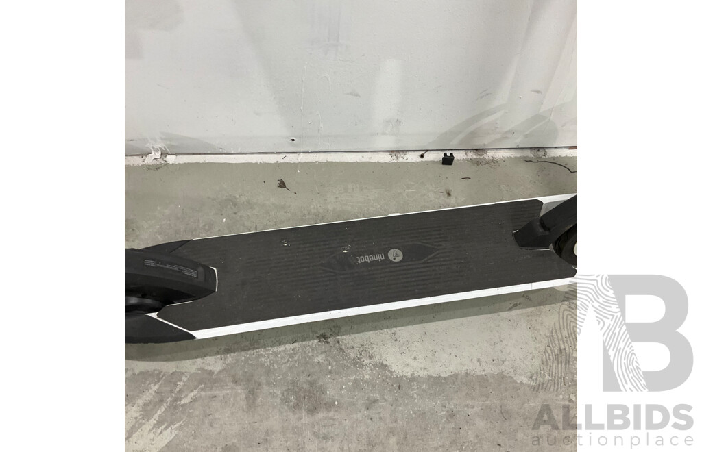 NINE Kick Scooter Air T15
