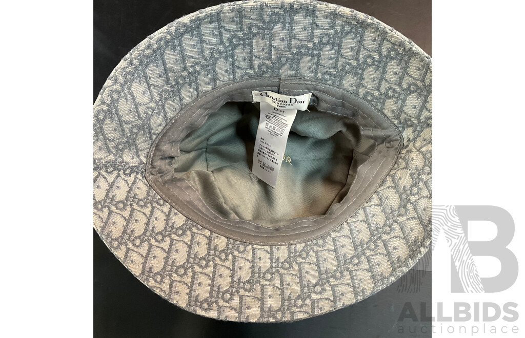 Bucket Hat Branded Chritian Dior