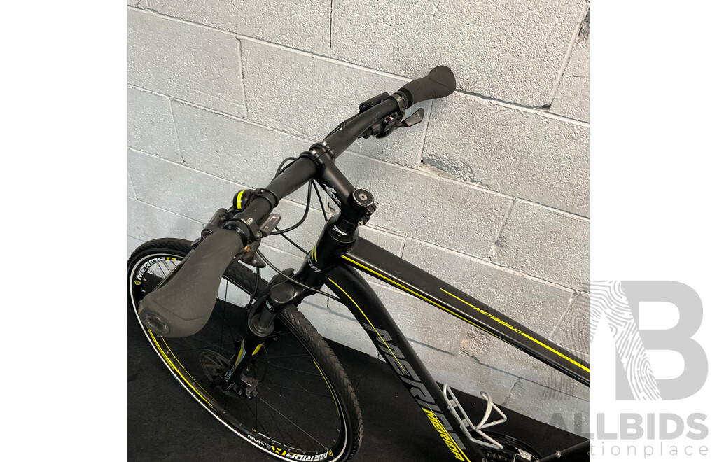 Merida Crossway 100 Bike - Size 52