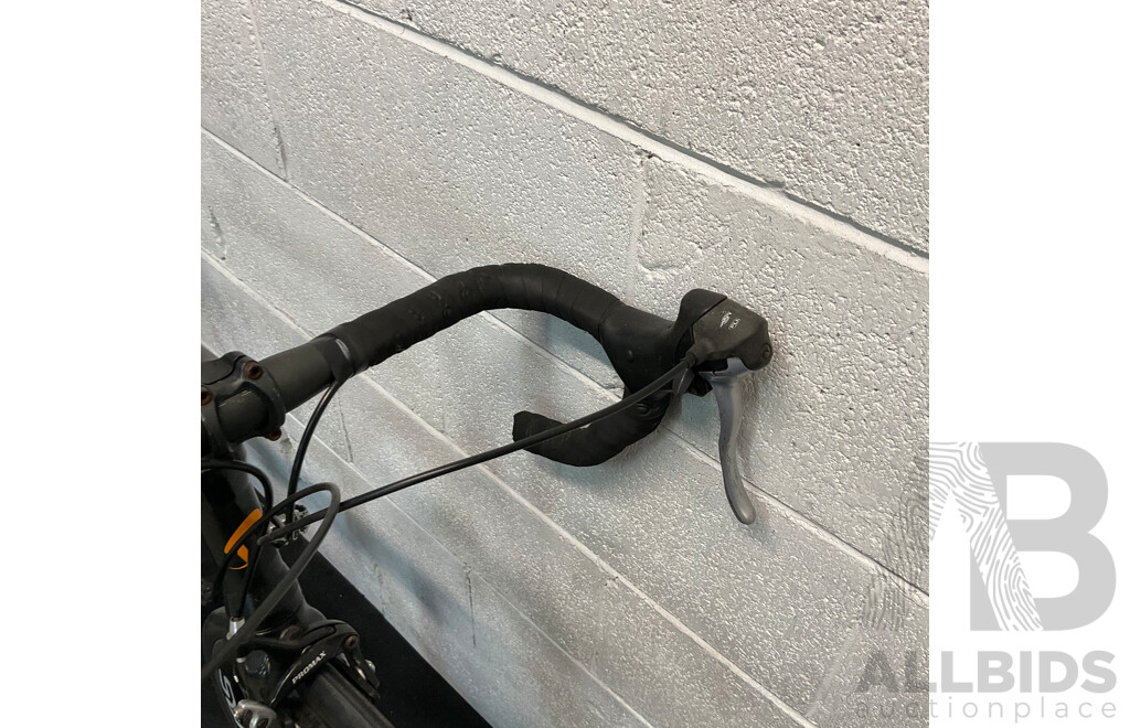 DBR Diamondback Interval Road Bike - Size M