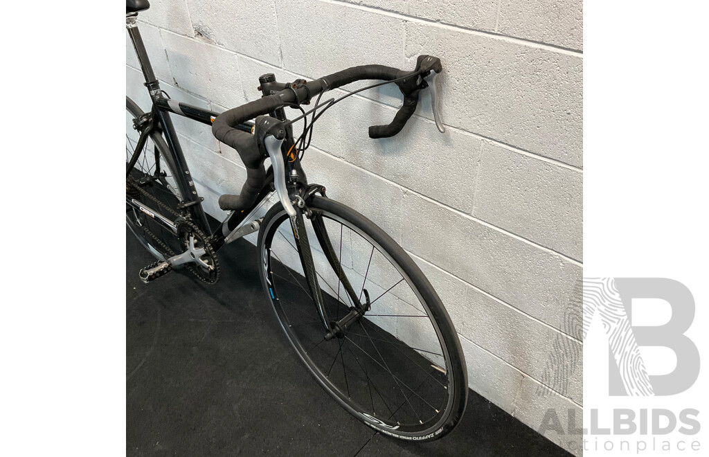 DBR Diamondback Interval Road Bike - Size M