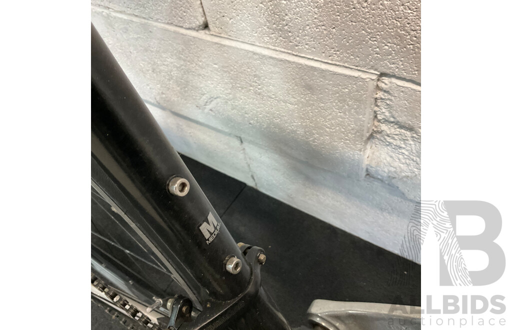 DBR Diamondback Interval Road Bike - Size M