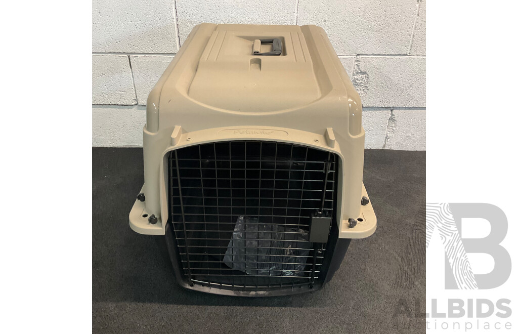 Petmate Vari Kennel Heavy-Duty Dog Travel Crate