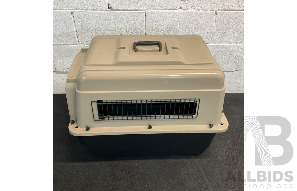 Petmate Vari Kennel Heavy-Duty Dog Travel Crate