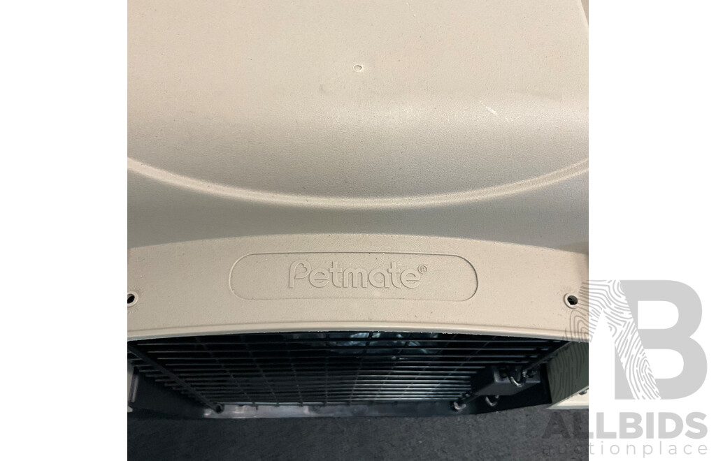 Petmate Vari Kennel Heavy-Duty Dog Travel Crate