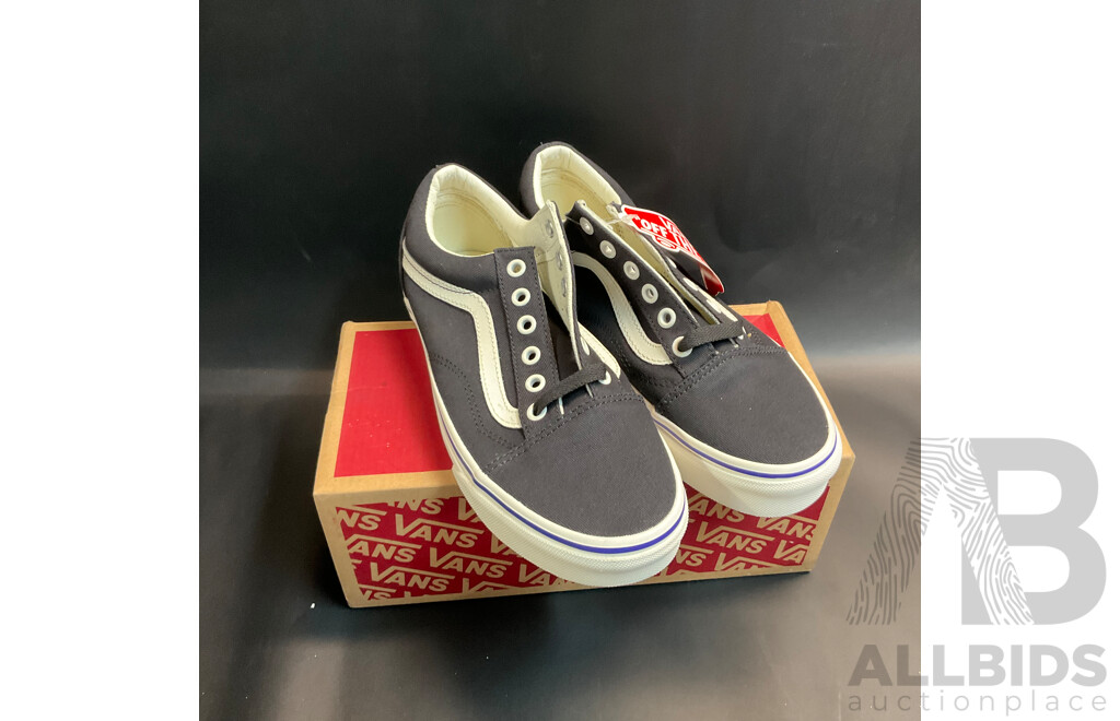 Jordan Size M T-shirt & Vans Men's Size 5 Shoes