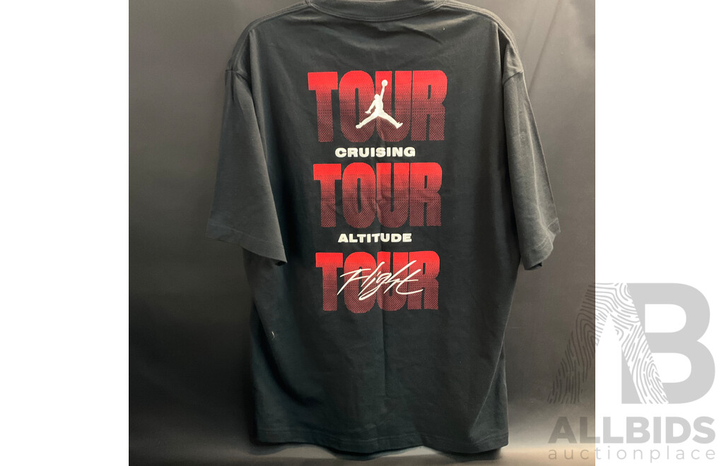 Jordan Size M T-shirt & Vans Men's Size 5 Shoes