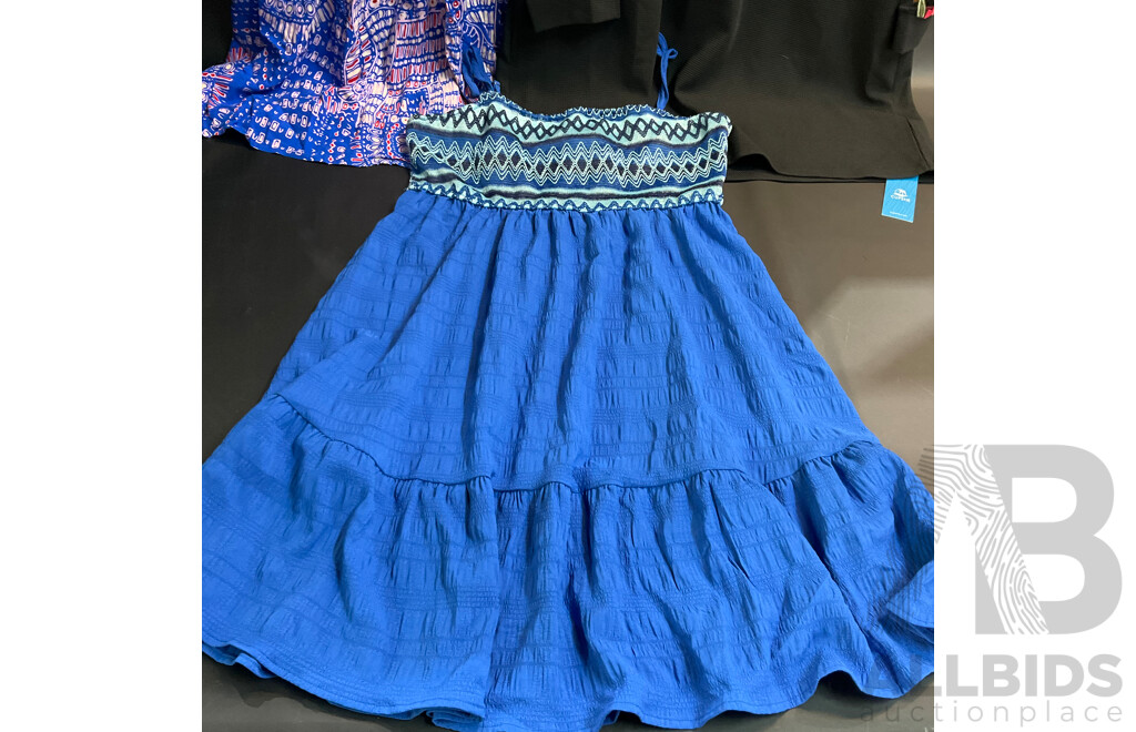 Cupshe Dresses Size L/XL & 2x Pain Free Aussies Shoes Size 38