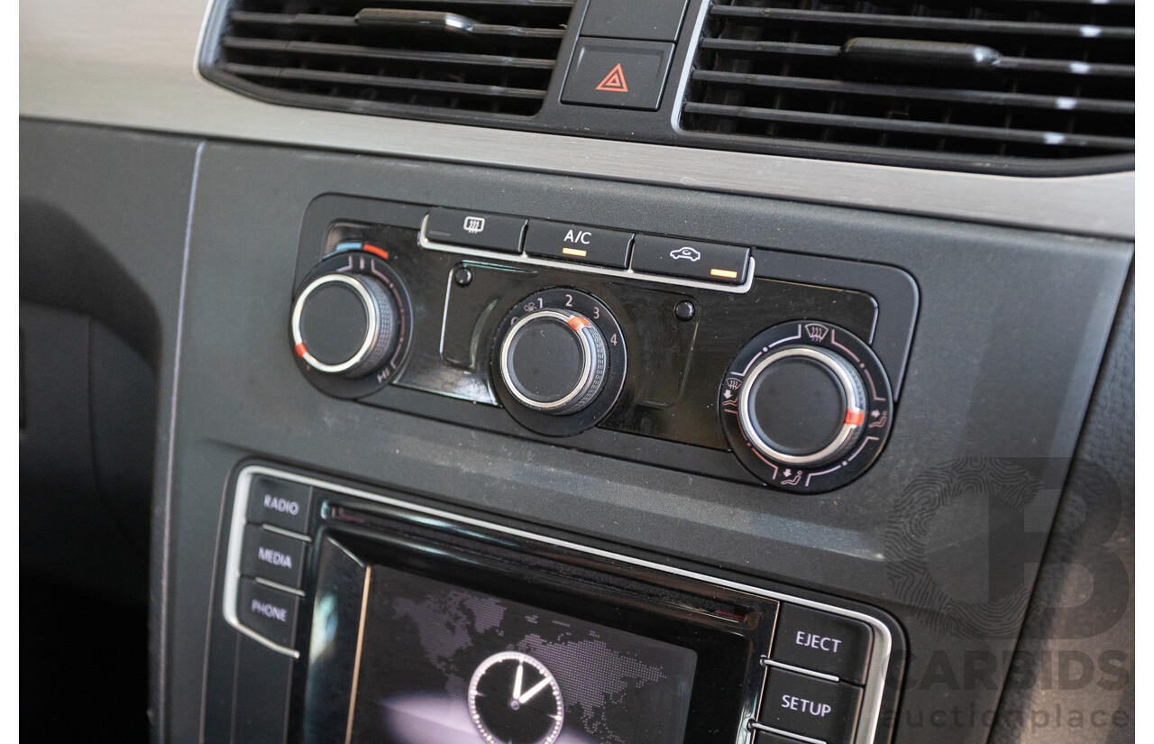 04/2018 Volkswagen Caddy Maxi Trendline TSI220 2K MY18 4D Wagon White Turbo 1.4L - 7 seats