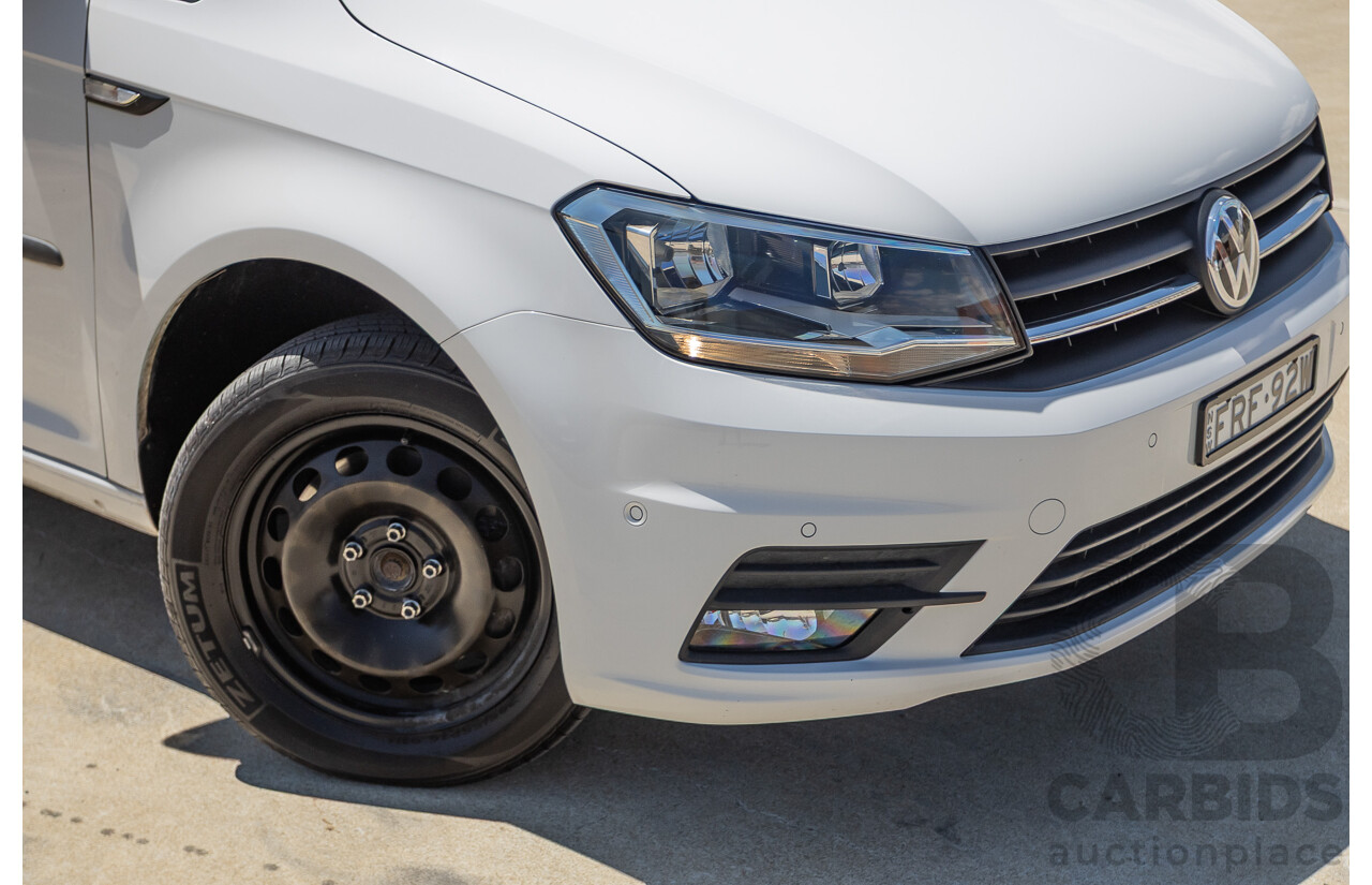 04/2018 Volkswagen Caddy Maxi Trendline TSI220 2K MY18 4D Wagon White Turbo 1.4L - 7 seats