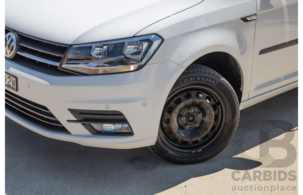 04/2018 Volkswagen Caddy Maxi Trendline TSI220 2K MY18 4D Wagon White Turbo 1.4L - 7 seats