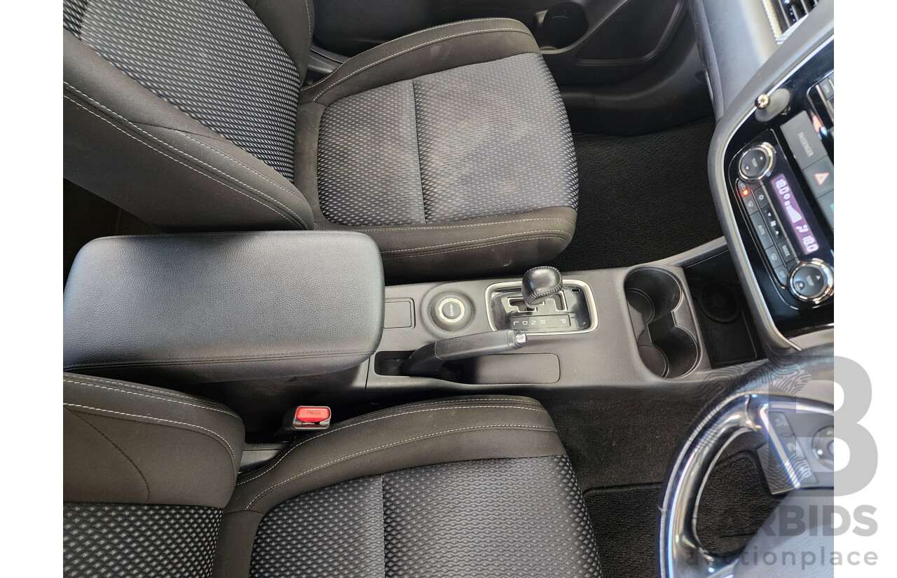 7/2016 Mitsubishi Outlander XLS (4x4) ZK MY16 4d Wagon Silver 2.4L