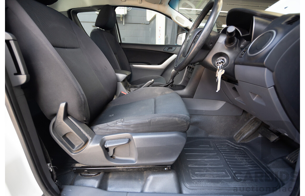 12/2016 Mazda BT-50 XT Hi-Rider (4x2) MY16 Cab Chasis Cool White Turbo Diesel 2.2L