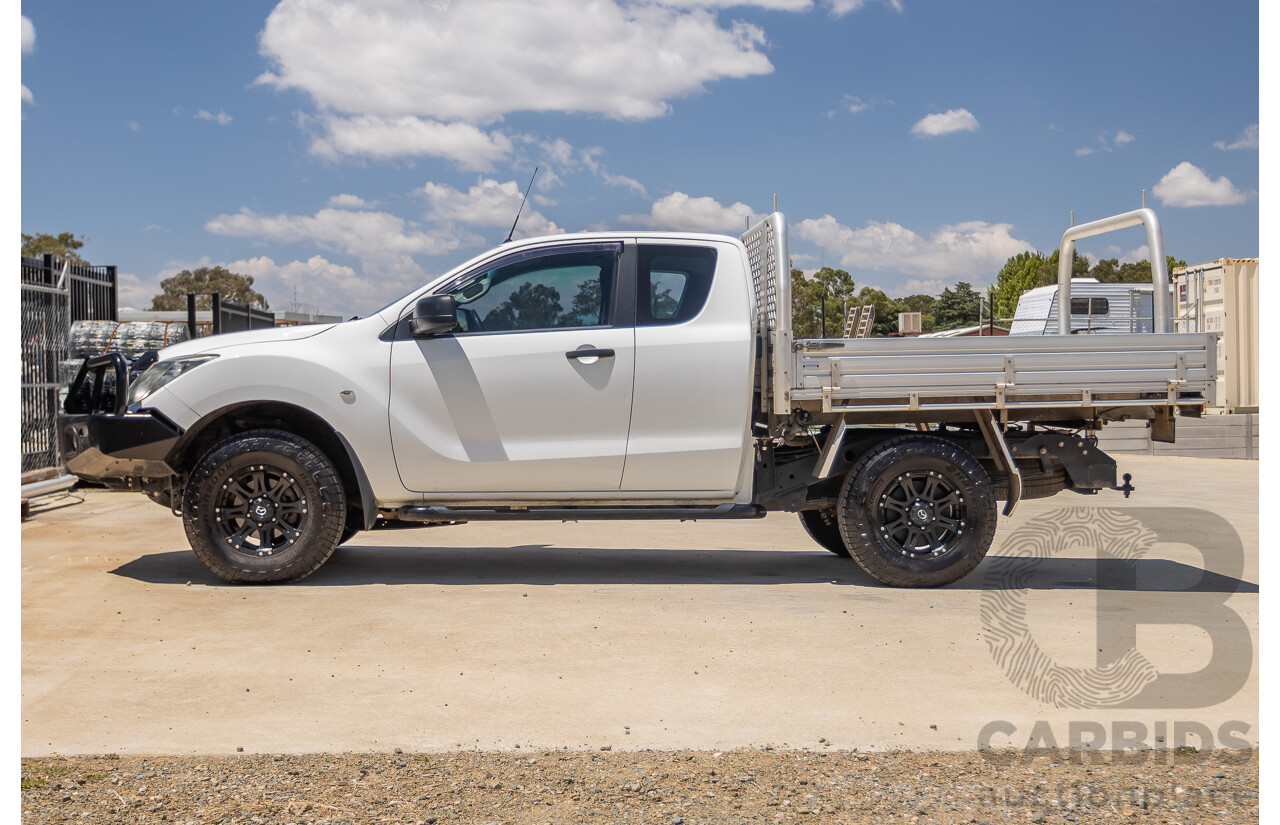12/2016 Mazda BT-50 XT Hi-Rider (4x2) MY16 Cab Chasis Cool White Turbo Diesel 2.2L