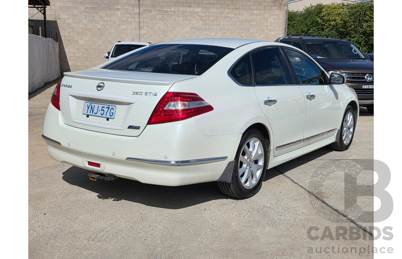 11/2009 Nissan Maxima 350 ST-S J32 4d Sedan White 3.5L