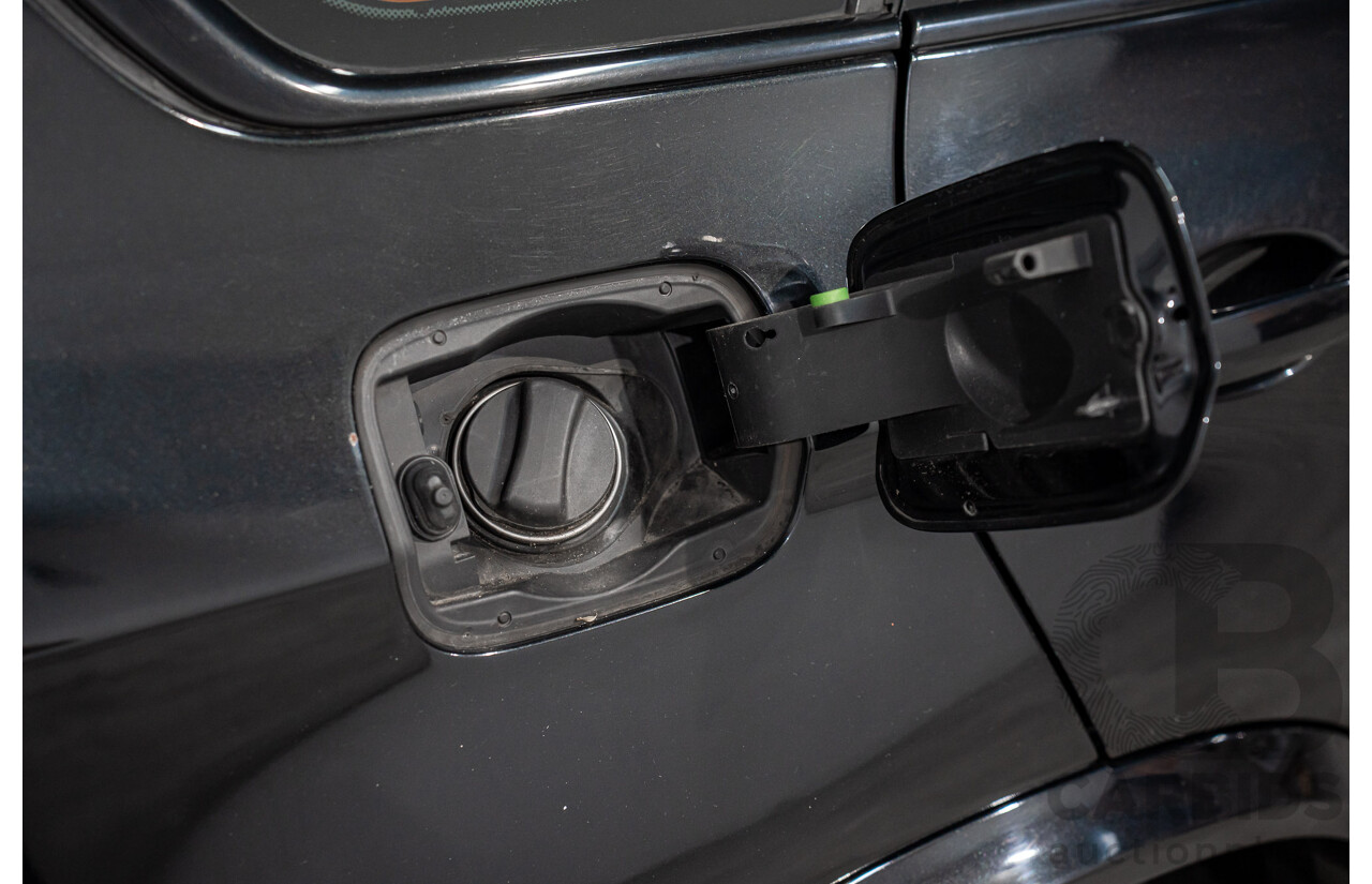 7/2011 BMW X5 M (AWD) E70 MY10 4d Wagon Black Sapphire Metallic Twin Turbo V8 4.4L