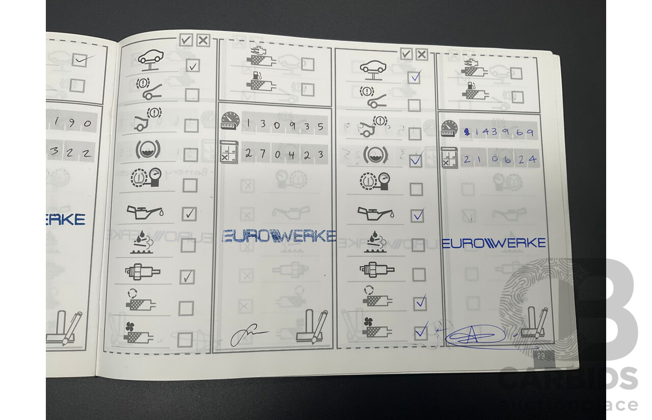 7/2011 BMW X5 M (AWD) E70 MY10 4d Wagon Black Sapphire Metallic Twin Turbo V8 4.4L