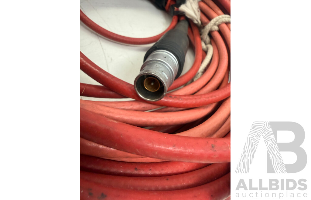 Triax Cable/ends 8mm 3 X 9m