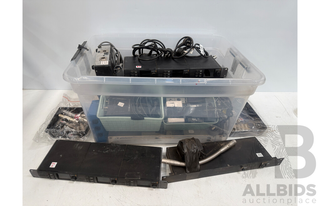 Pallet Containing Various - Electrical/AV/Visual Equipment