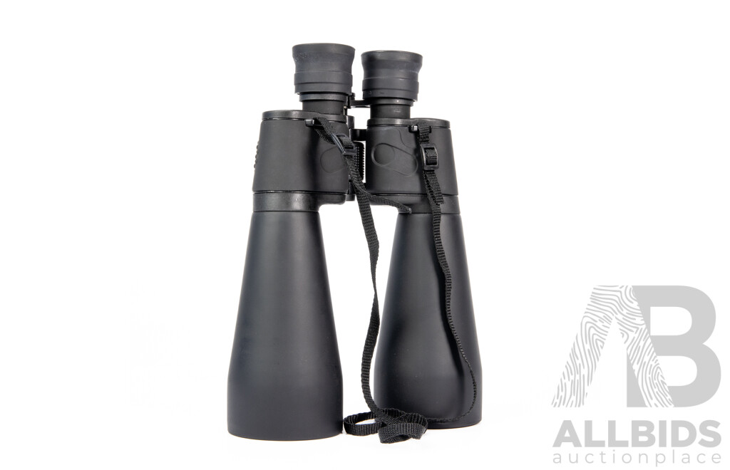 Boxed Pair of Celestron Skymaster 15x70 Binoculars