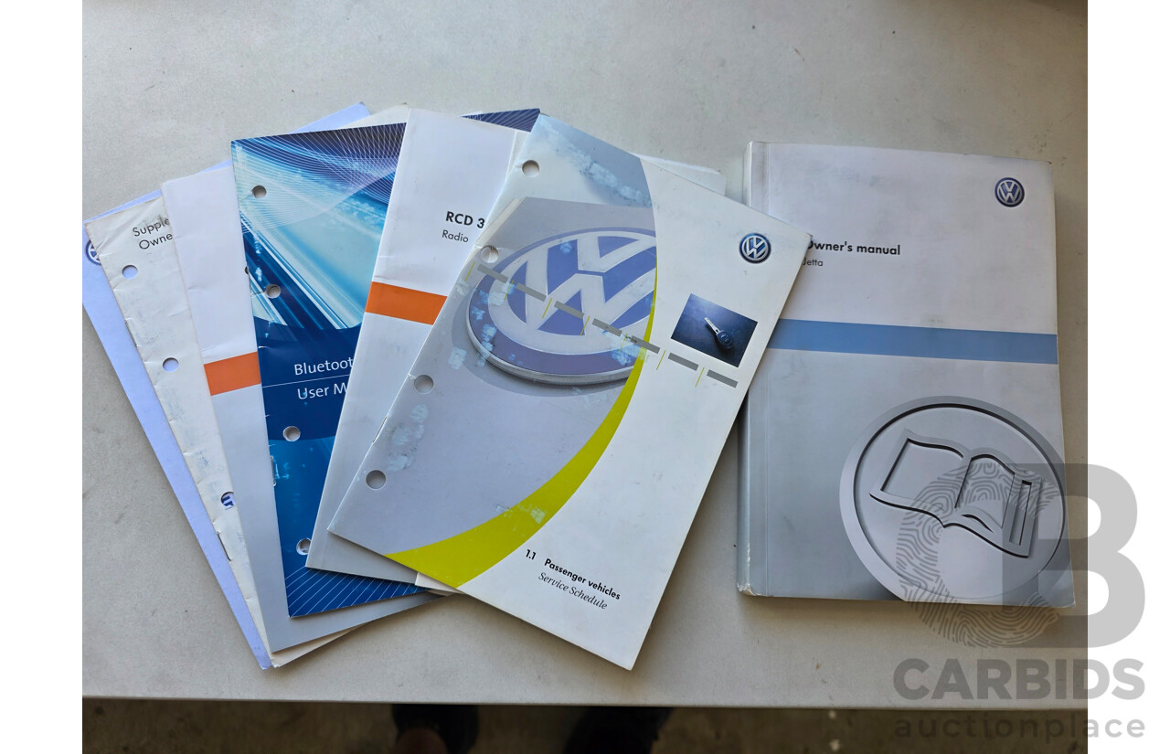 2/2010 Volkswagen Jetta 103 TDI 1KM MY09 4d Sedan White Turbo Diesel  2.0L