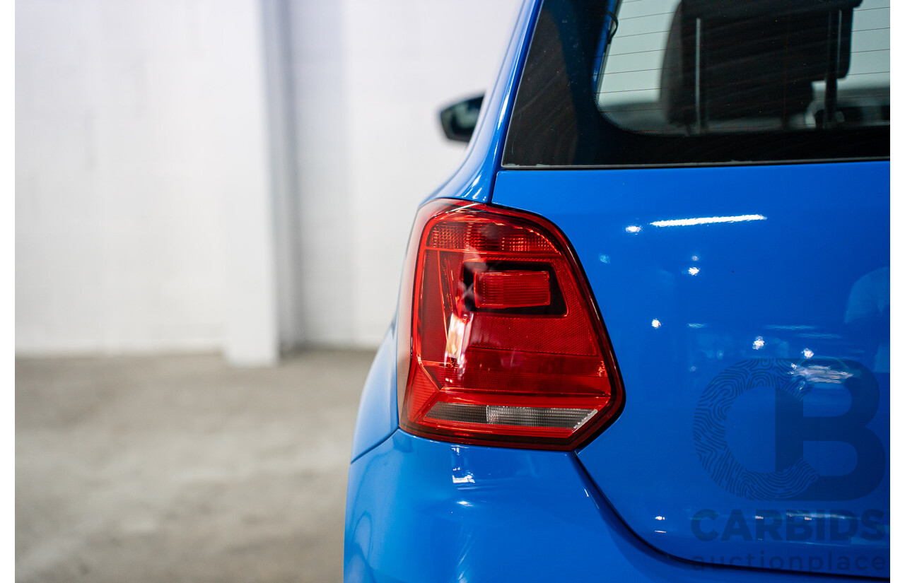 06/2016 Volkswagen Polo 81 TSI Comfortline (FWD) 6R MY16 5d Hatchback Cornflower Blue Turbo 1.2L