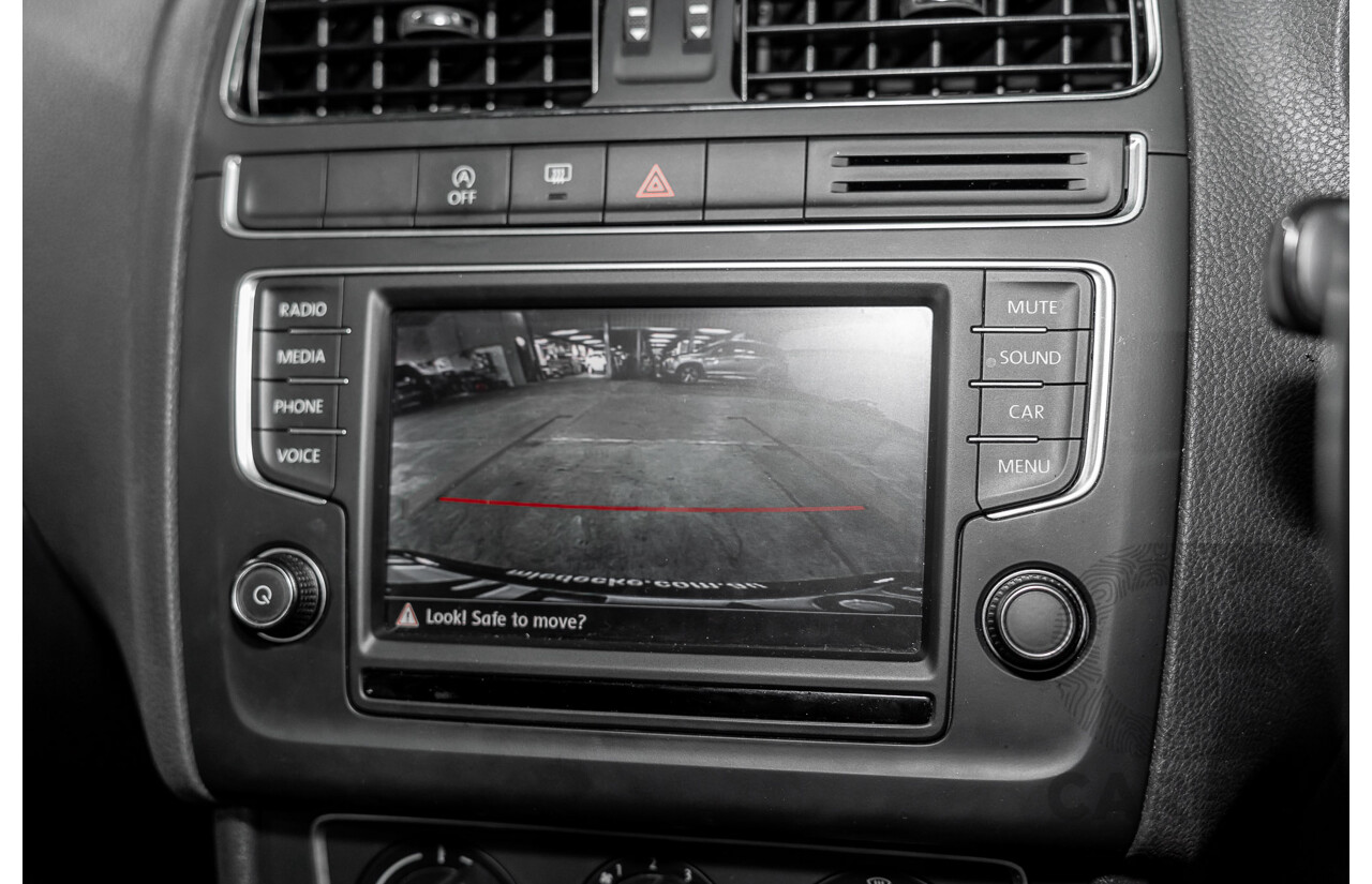 06/2016 Volkswagen Polo 81 TSI Comfortline (FWD) 6R MY16 5d Hatchback Cornflower Blue Turbo 1.2L