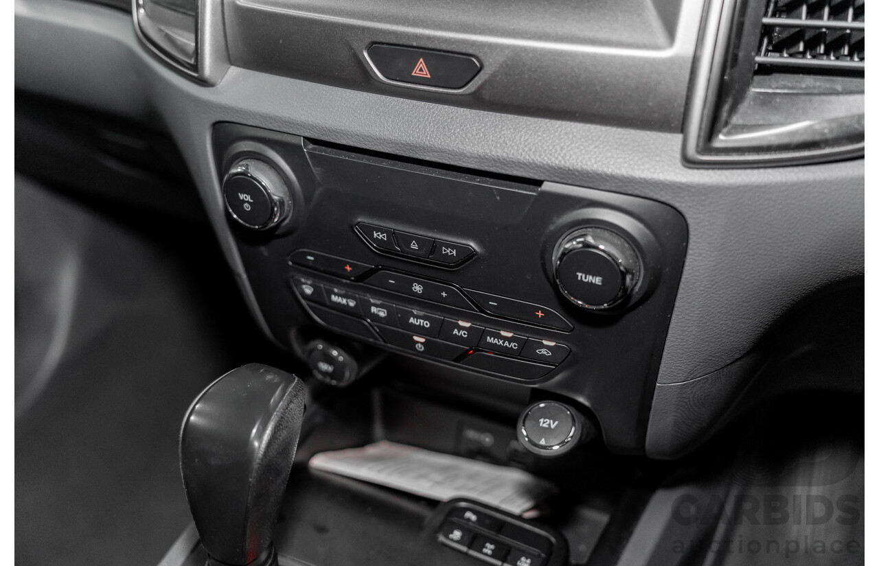 03/2016 Ford Everest Trend (AWD) UA 4d Wagon Cool White Turbo Diesel 3.2L