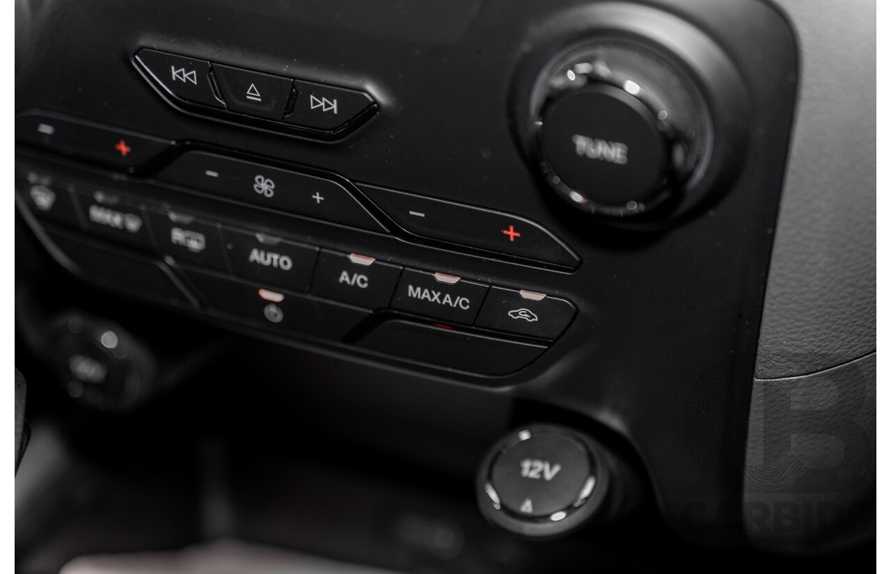 03/2016 Ford Everest Trend (AWD) UA 4d Wagon Cool White Turbo Diesel 3.2L