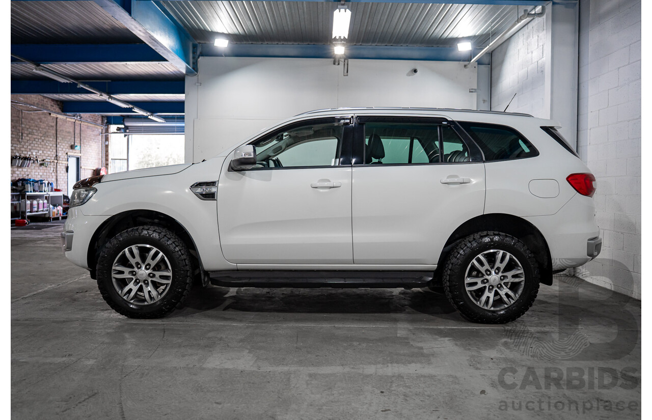 03/2016 Ford Everest Trend (AWD) UA 4d Wagon Cool White Turbo Diesel 3.2L