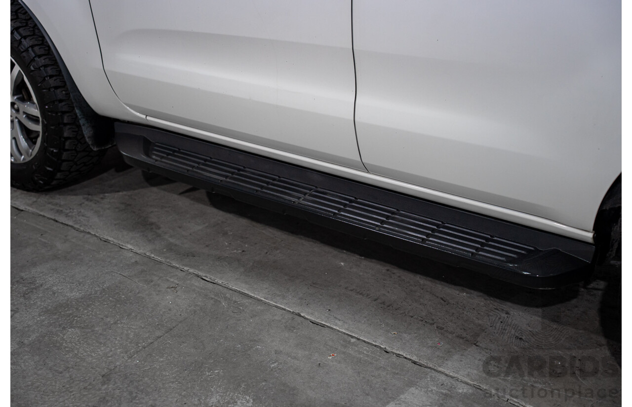 03/2016 Ford Everest Trend (AWD) UA 4d Wagon Cool White Turbo Diesel 3.2L