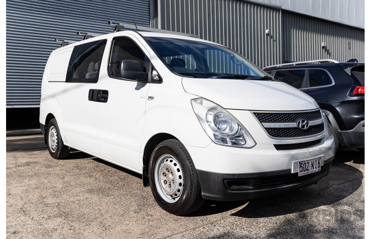 6/2011 Hyundai iLoad Crew (RWD) TQ MY11 4d Van Creamy White Turbo Diesel 2.5L