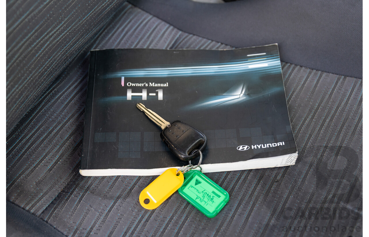 6/2011 Hyundai iLoad Crew (RWD) TQ MY11 4d Van Creamy White Turbo Diesel 2.5L