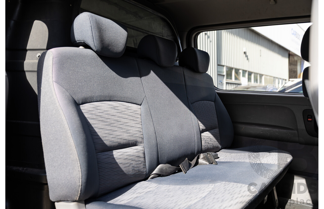 6/2011 Hyundai iLoad Crew (RWD) TQ MY11 4d Van Creamy White Turbo Diesel 2.5L