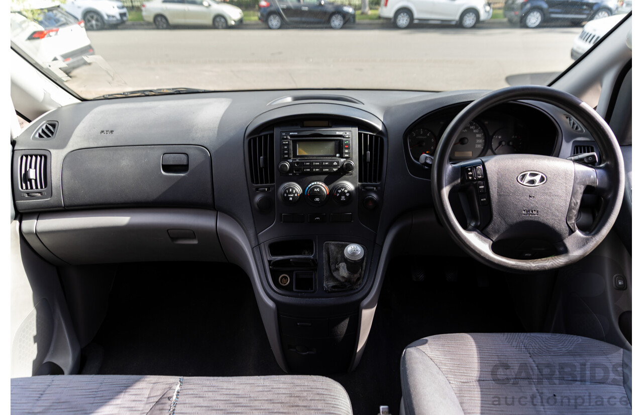 6/2011 Hyundai iLoad Crew (RWD) TQ MY11 4d Van Creamy White Turbo Diesel 2.5L