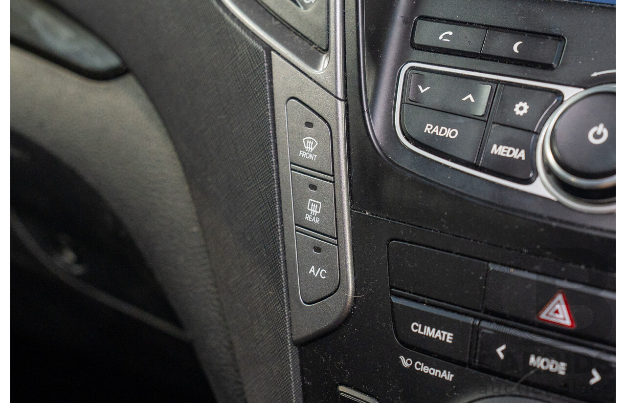 9/2013 Hyundai Santa Fe Highlander CRDi (4x4) DM 4d Wagon Titanium Silver Turbo Diesel 2.2L - 7 Seater