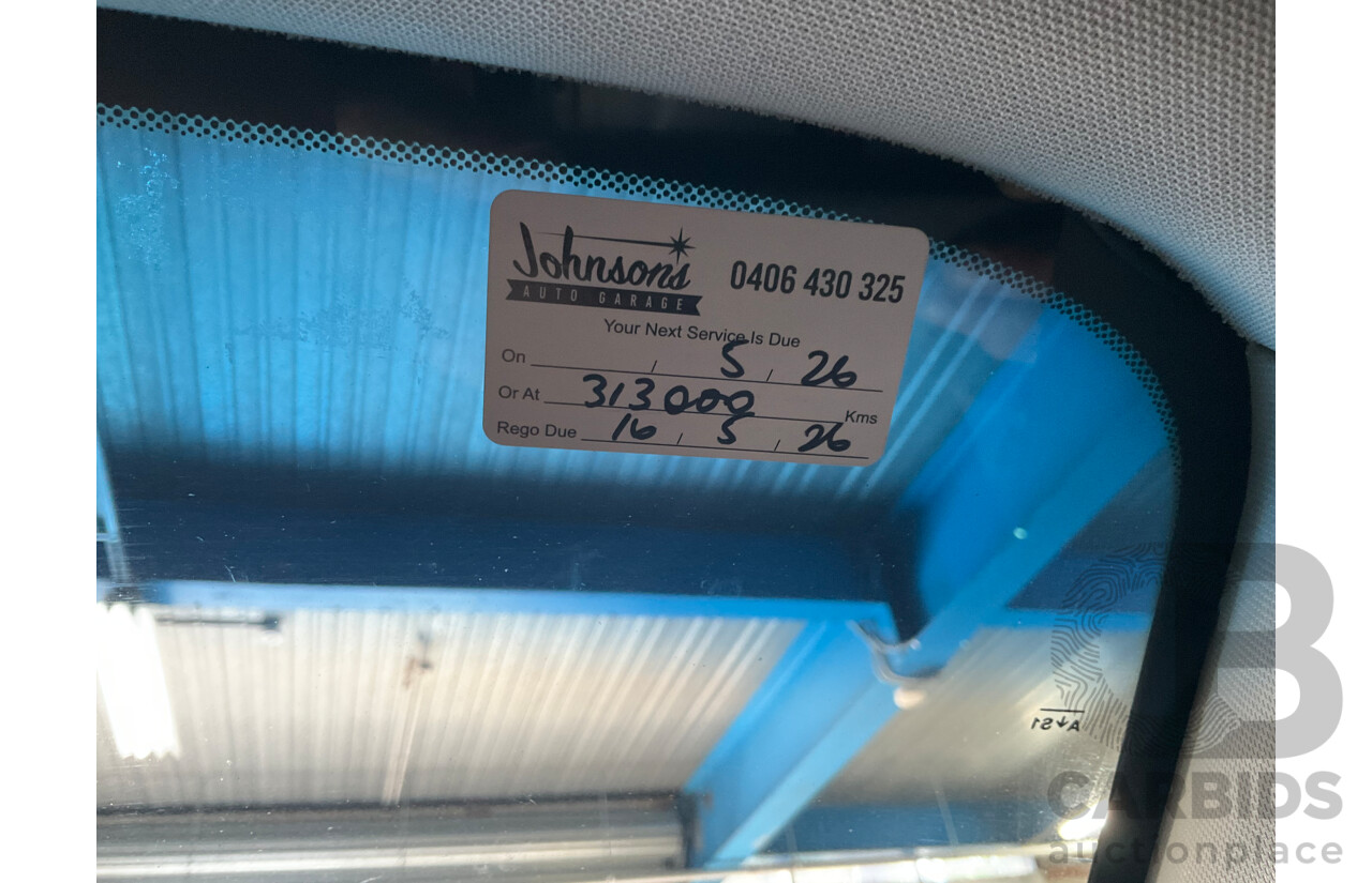 9/2013 Hyundai Santa Fe Highlander CRDi (4x4) DM 4d Wagon Titanium Silver Turbo Diesel 2.2L - 7 Seater