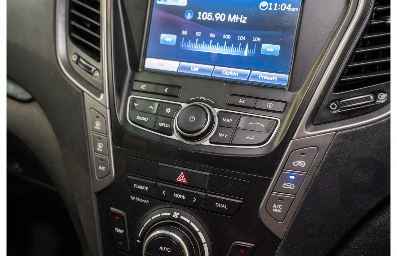 9/2013 Hyundai Santa Fe Highlander CRDi (4x4) DM 4d Wagon Titanium Silver Turbo Diesel 2.2L - 7 Seater