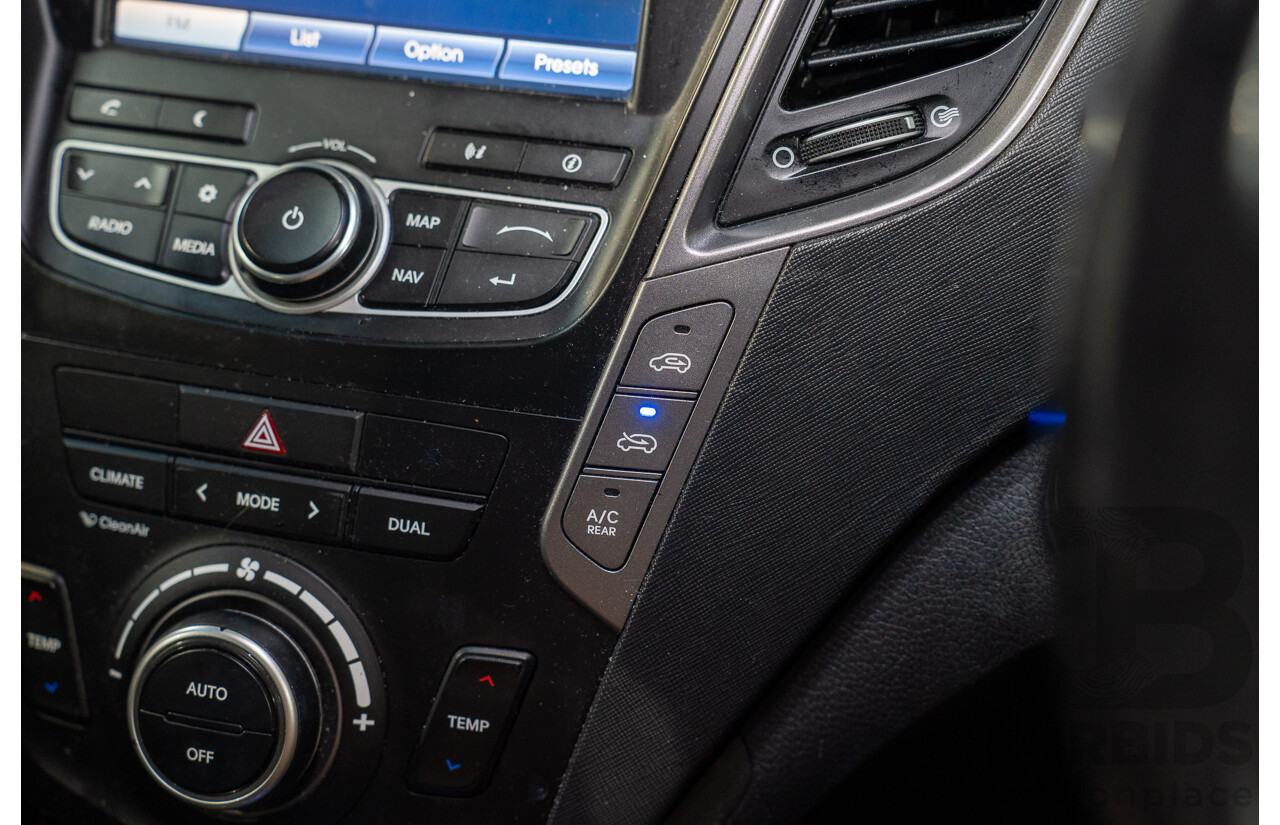 9/2013 Hyundai Santa Fe Highlander CRDi (4x4) DM 4d Wagon Titanium Silver Turbo Diesel 2.2L - 7 Seater