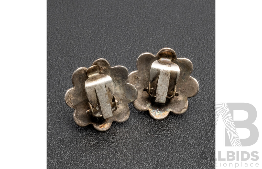 Vintage Sterling Silver And White Enamel Siam Pair Of Clip Earrings